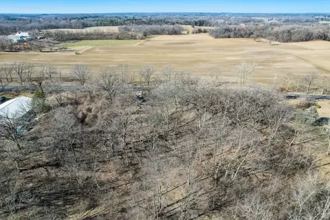 8901 Fishman Rd, Burlington, WI 53105