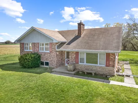 16419 Kunde Rd, Union, IL 60180