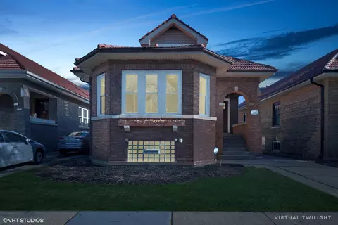 6725 N Campbell Ave, Chicago, IL 60645