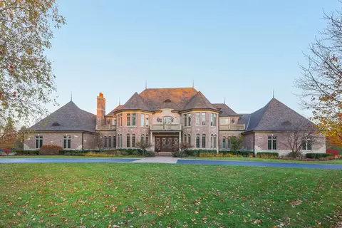 8 S061 Indiana Ave, Naperville, IL 60540