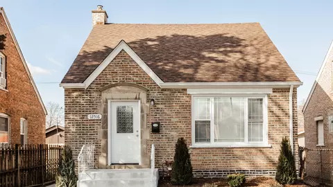 12516 S Lowe Ave, Chicago, IL 60628