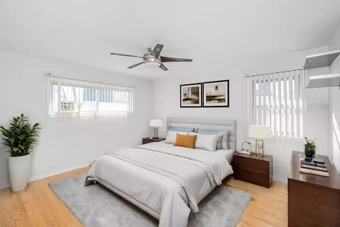 Bedroom - 900 Devon Ave, Park Ridge, IL 60068 photo 2 of 2