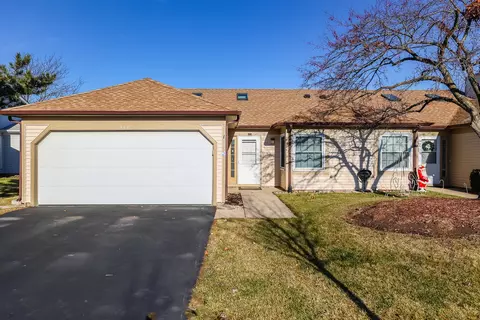 347 Juniper Cir, Streamwood, IL 60107