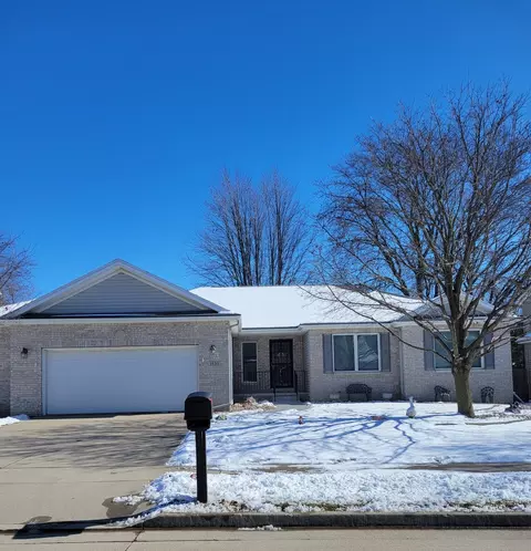 1630 Cheyenne Ln, Normal, IL 61761