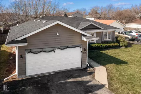 2409 Leckrone Dr, Plainfield, IL 60586 photo 3