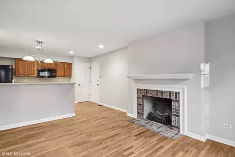 Living - 1626 Stonebridge Trl, Wheaton, IL 60189 photo 2 of 3