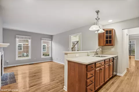 Kitchen - 1626 Stonebridge Trl, Wheaton, IL 60189 photo 1 of 3