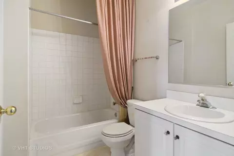 607 Howard Ave, East Dundee, IL 60118 photo 12
