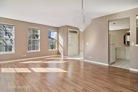 607 Howard Ave, East Dundee, IL 60118 photo 3