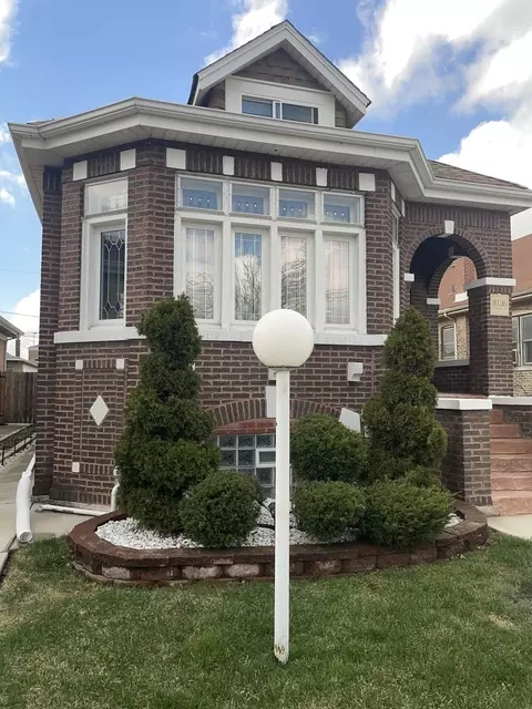 8126 S Wolcott Ave, Chicago, IL 60620