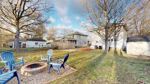 Exterior - 713 N School St, Normal, IL 61761 photo 10 of 10