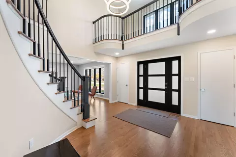 Entry Way - 824 Killarney Dr, Dyer, IN 46311 photo 1 of 4