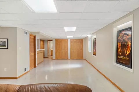 Entry Way - 824 Killarney Dr, Dyer, IN 46311 photo 4 of 4