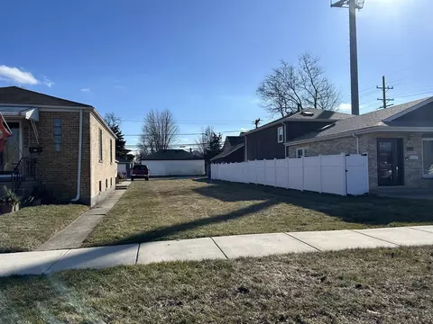 8339 44th St, Lyons, IL 60534 photo 1