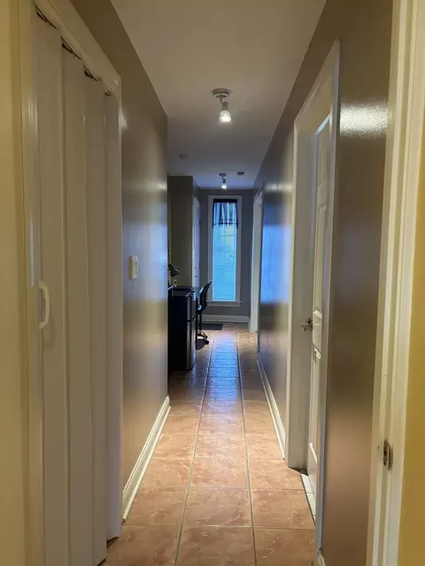Entry Way - 3909 Shakespeare Ave, Lyons, IL 60534 photo 5 of 8