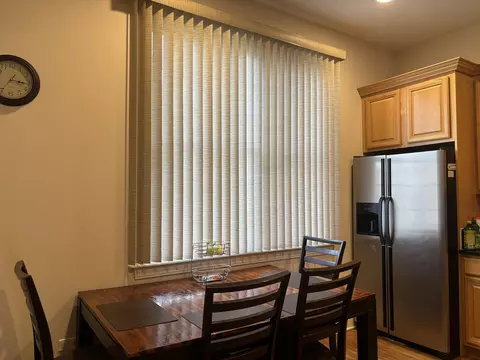 Kitchen - 3909 Shakespeare Ave, Lyons, IL 60534 photo 4 of 7
