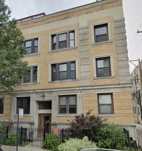 3942 N Fremont St #3, Chicago, IL 60613