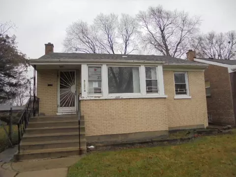 9107 S Dante Ave, Chicago, IL 60649