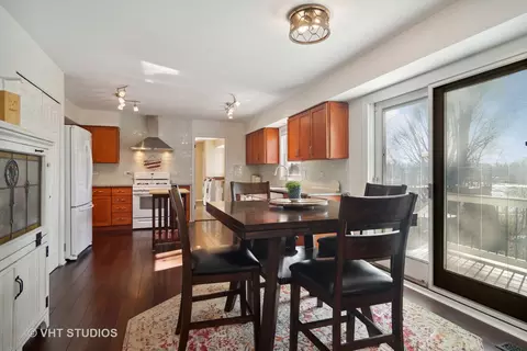 Dining - 1355 Picardy Ln, Hoffman Estates, IL 60192 photo 2 of 3