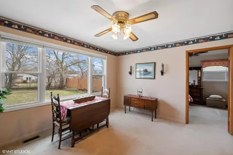 Bedroom - 2406 Sigwalt St, Rolling Meadows, IL 60008 photo 2 of 6
