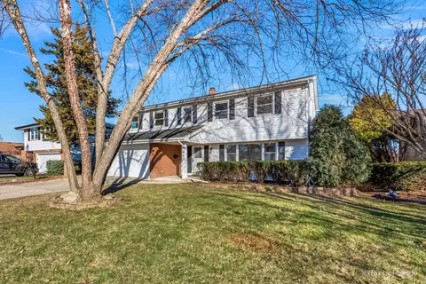 Exterior - 443 S Oak Glen Dr, Bartlett, IL 60103 photo 6 of 7