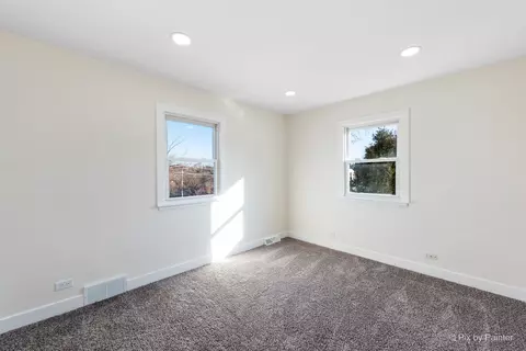 Other - 443 S Oak Glen Dr, Bartlett, IL 60103 photo 12 of 14