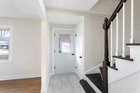 Entry Way - 443 S Oak Glen Dr, Bartlett, IL 60103 photo 1 of 1