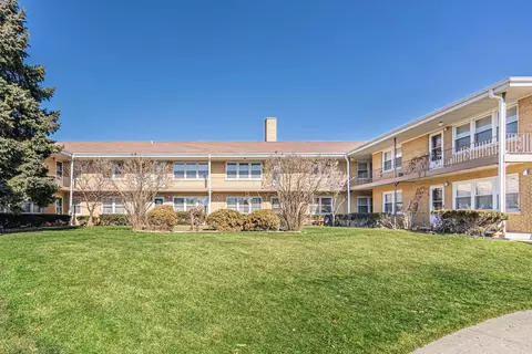 5916 N Odell Ave #6A, Chicago, IL 60631