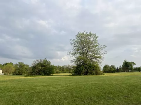 2946 Hickory Ln, Marseilles, IL 61341