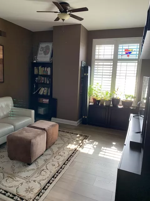 Living - 115 Prairie Park Dr #504, Wheeling, IL 60090 photo 9 of 11