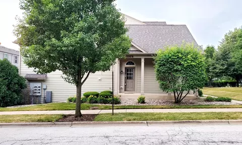 1550 Bristol Ln #6, Wood Dale, IL 60191