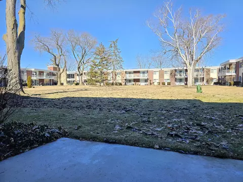 100 Deborah Ln #17A, Wheeling, IL 60090 photo 18