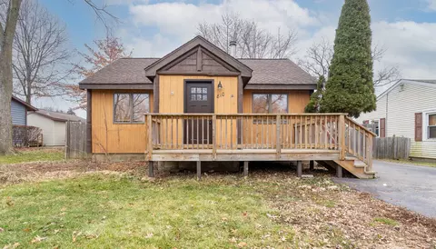 810 S Cedar Rd, New Lenox, IL 60451