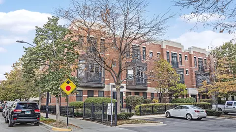 Undisclosed, Chicago, IL 60608