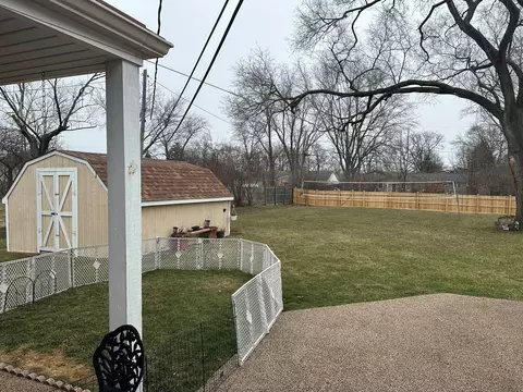 Exterior - 1145 Aspen St, Hoffman Estates, IL 60169 photo 3 of 8
