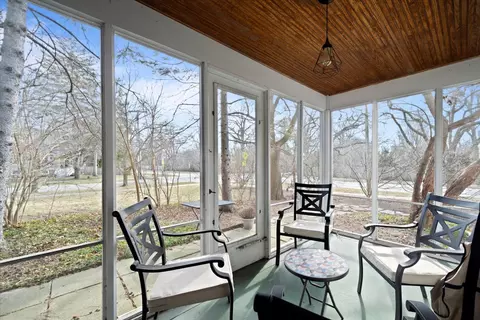 Exterior - 955 Willow Rd, Winnetka, IL 60093 photo 4 of 6