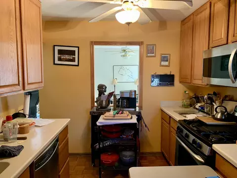 Kitchen - 316 81st St, Burr Ridge, IL 60527 photo 3 of 3