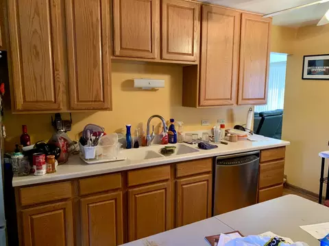 Kitchen - 316 81st St, Burr Ridge, IL 60527 photo 1 of 3