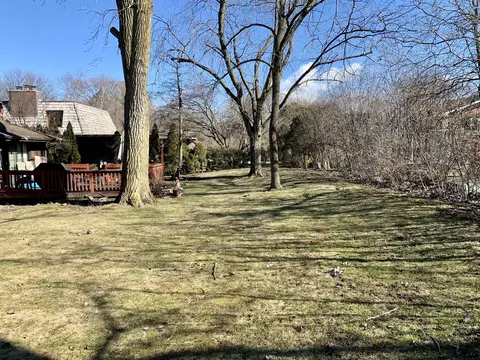 Exterior - 316 81st St, Burr Ridge, IL 60527 photo 18 of 21