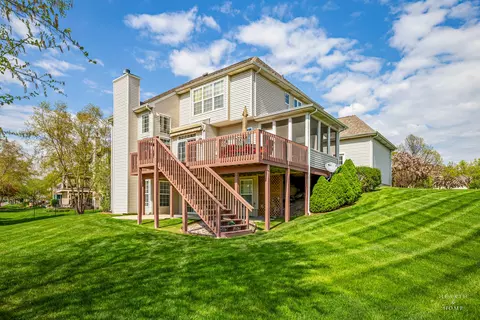 Exterior - 730 Fenview Cir, Algonquin, IL 60102 photo 8 of 9