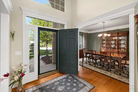 Entry Way - 730 Fenview Cir, Algonquin, IL 60102 photo 1 of 3