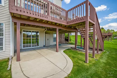 Exterior - 730 Fenview Cir, Algonquin, IL 60102 photo 7 of 9