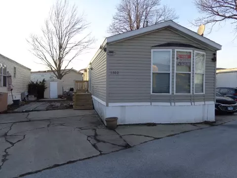 8800 S Harlem Ave #1302, Bridgeview, IL 60455