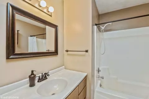 360 Mildred Ave, Cary, IL 60013 photo 18