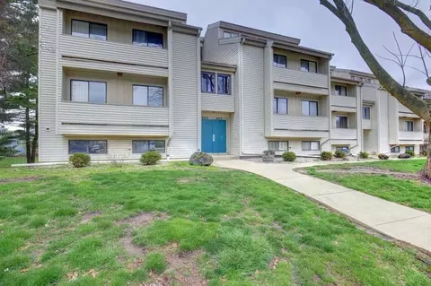 2015 Melrose Dr #B, Champaign, IL 61820