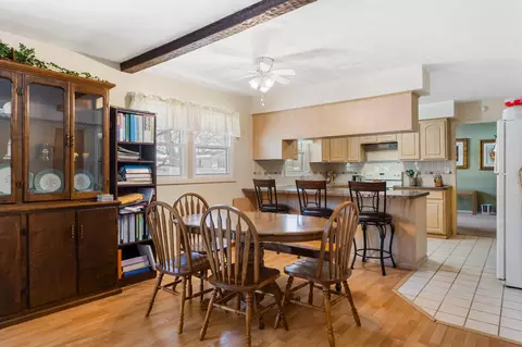 Dining - 802 Frank Dr, Champaign, IL 61821 photo 3 of 3