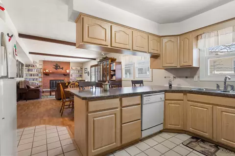 Kitchen - 802 Frank Dr, Champaign, IL 61821 photo 1 of 4