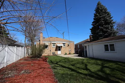 Exterior - 4641 Butterfield Rd, Hillside, IL 60162 photo 8 of 16