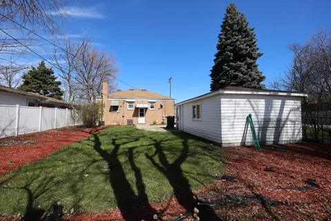 Exterior - 4641 Butterfield Rd, Hillside, IL 60162 photo 4 of 16