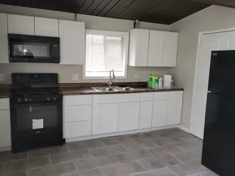 Kitchen - 1232 E 151st St, Dolton, IL 60419 photo 1 of 6